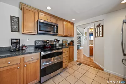 28 Davis Road, New Hartford, CT 06057 - Photo 7