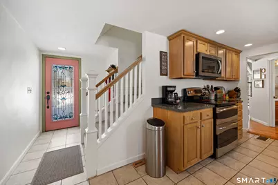 28 Davis Road, New Hartford, CT 06057 - Photo 3