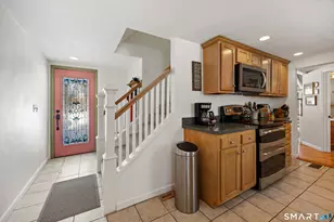 28 Davis Rd, New Hartford, CT 06057 - Photo 3