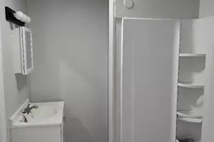 176 Charles St, Waterbury, CT 06708 - Photo 5