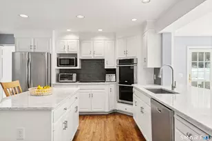 309 Sturges Ridge Rd, Wilton, CT 06897 - Photo 7