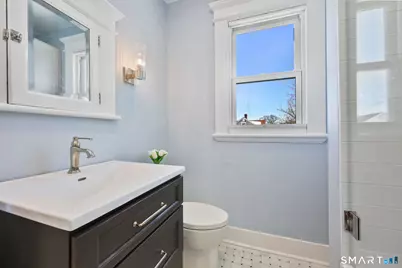 90 Clarkson Street, Bridgeport, CT 06605 - Photo 17