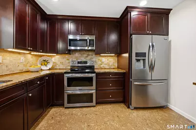 28 Ridge Lane, Shelton, CT 06484 - Photo 9