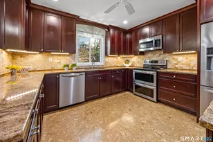 28 Ridge Ln, Shelton, CT 06484 - Photo 7