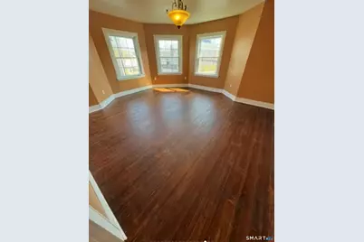 817 Albany Avenue, Hartford, CT 06112 - Photo 7