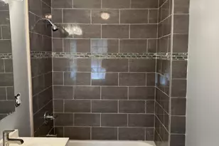 817 Albany Ave, Hartford, CT 06112 - Photo 13