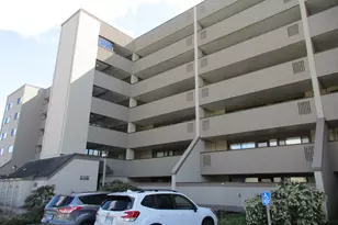 85 Viscount Dr, Milford, CT 06460 - Photo 3