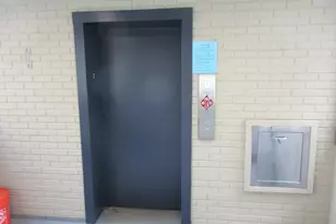 85 Viscount Dr, Milford, CT 06460 - Photo 5