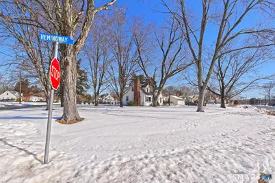 10 Hemingway Road, North Haven, CT 06473 - Photo 37