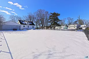 10 Hemingway Rd, North Haven, CT 06473 - Photo 35