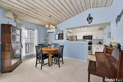 74 Crown Knoll Court #APT 162, Groton, CT 06340 - Photo 5