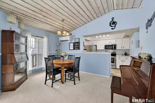 74 Crown Knoll Ct, Groton, CT 06340 - Photo 5