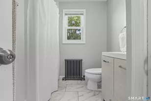 140 Frederick St, Stamford, CT 06902 - Photo 29