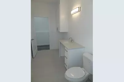 2806 Fairfield Avenue #302, Bridgeport, CT 06605 - Photo 9