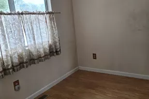 14 Tulip Dr, Seymour, CT 06483 - Photo 11