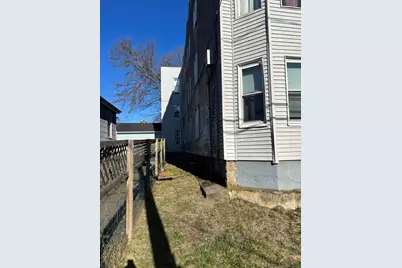 373 Blatchley Avenue, New Haven, CT 06513 - Photo 5