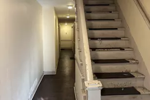 373 Blatchley Ave, New Haven, CT 06513 - Photo 7