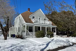 13 Moss St, Stonington, CT 06379 - Photo 1