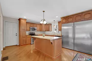 362 Lake St, Vernon, CT 06066 - Photo 9