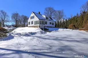 3 Wheeler Dr, Trumbull, CT 06611 - Photo 3