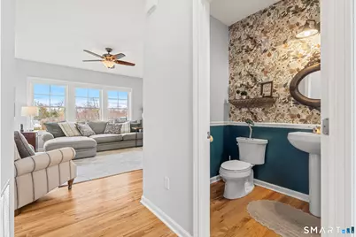 39 Lexington Gardens #39, North Haven, CT 06473 - Photo 5