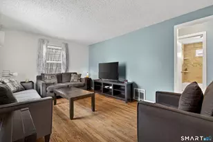 107 Glenview Terrace, New Haven, CT 06515 - Photo 3