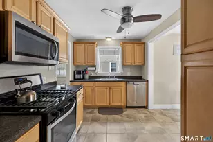 107 Glenview Terrace, New Haven, CT 06515 - Photo 7