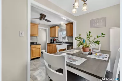 107 Glen View Terrace, New Haven, CT 06515 - Photo 13