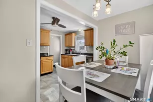 107 Glenview Terrace, New Haven, CT 06515 - Photo 13