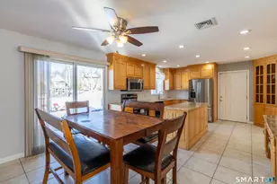 2 Dogwood Dr, East Hampton, CT 06424 - Photo 11