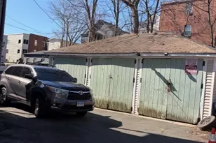 541-543 Maple Ave, Hartford, CT 06114 - Photo 3