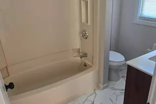 265 Citizens Ave, Waterbury, CT 06704 - Photo 15