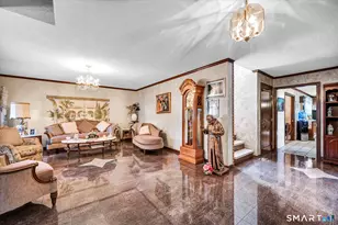 23 Crest Dr, Cromwell, CT 06416 - Photo 9