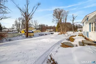 26 Susan Ln, North Haven, CT 06473 - Photo 29