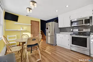 26 Susan Ln, North Haven, CT 06473 - Photo 13