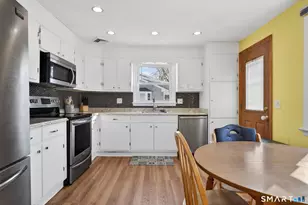 26 Susan Ln, North Haven, CT 06473 - Photo 9