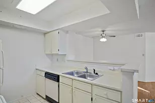 15 Spyglass Cir, Groton, CT 06340 - Photo 13