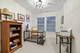 13 Mercy St, Danbury, CT 06810 - Photo 23