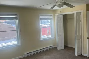 81 Mechanic St, Stonington, CT 06379 - Photo 13