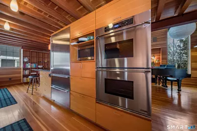 61 Hartford Avenue, Madison, CT 06443 - Photo 19