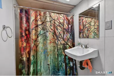 330 Hillside Avenue, Hartford, CT 06106 - Photo 27