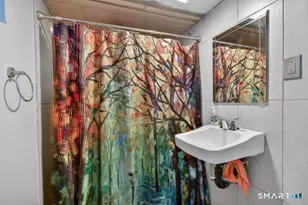 330 Hillside Ave, Hartford, CT 06106 - Photo 27