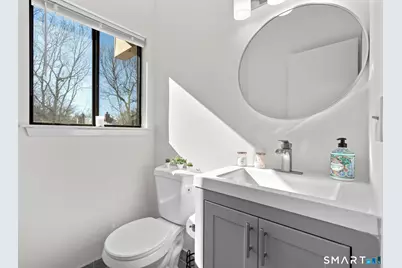 19 Stonegate Circle #D, Branford, CT 06405 - Photo 17