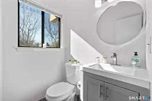 19 Stonegate Cir, Branford, CT 06405 - Photo 17