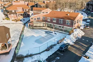 19 Stonegate Cir, Branford, CT 06405 - Photo 35