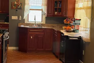 21 Matthews St, Milford, CT 06460 - Photo 11