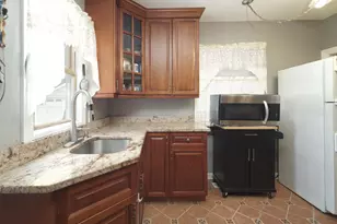 21 Matthews St, Milford, CT 06460 - Photo 11