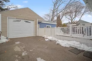 21 Matthews St, Milford, CT 06460 - Photo 5