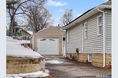 21 Matthews Street, Milford, CT 06460 - Photo 3