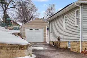 21 Matthews St, Milford, CT 06460 - Photo 3